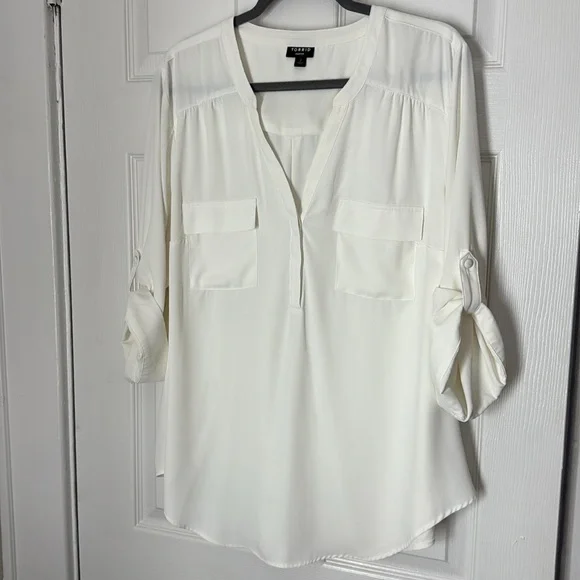 Torrid- HARPER GEORGETTE PULLOVER 3/4 SLEEVE BLOUSE - Picture 2 of 3